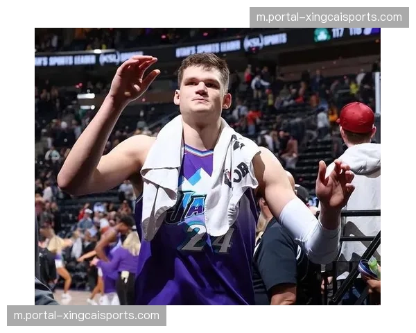 爵士场均3.3次盖帽联盟第29 护筐能力不足暴露内线短板